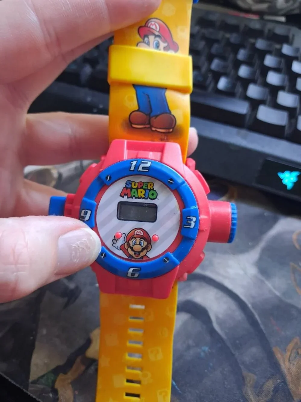 Super Mario Digital watch **needs battery**
